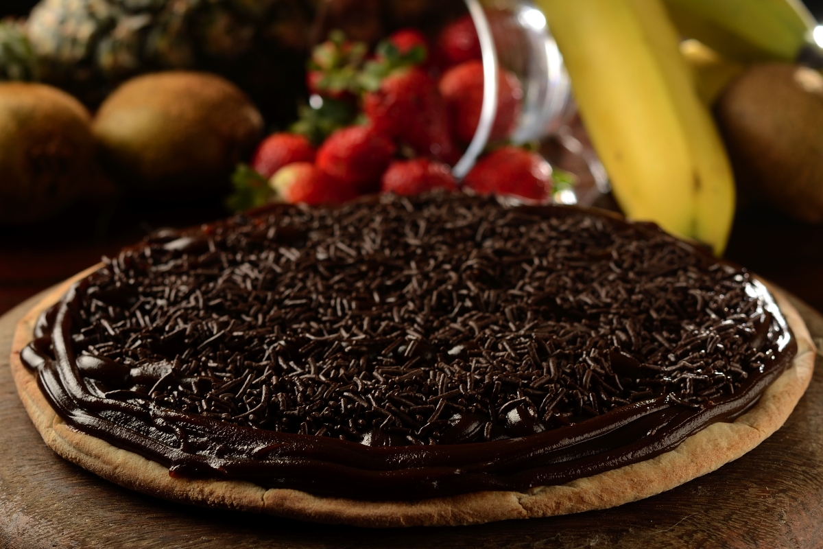 Pizza de brigadeiro – Gastrolândia – por Ailin Aleixo